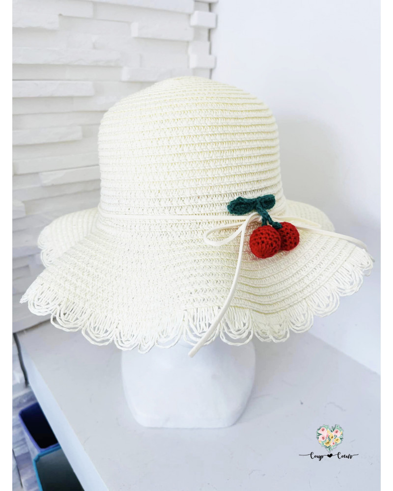 Chapeau enfant cerise (de 4 à 8 ans)